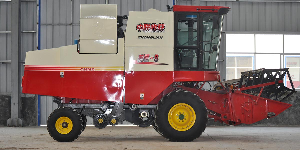 中聯收獲新疆4LZ-8A 自走輪式谷物聯合收割機