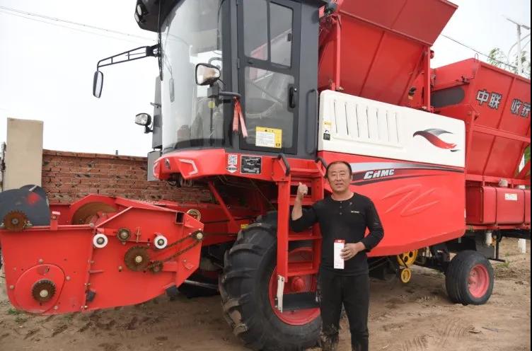 讓人“喜新厭舊”的花生收獲機,它值得!