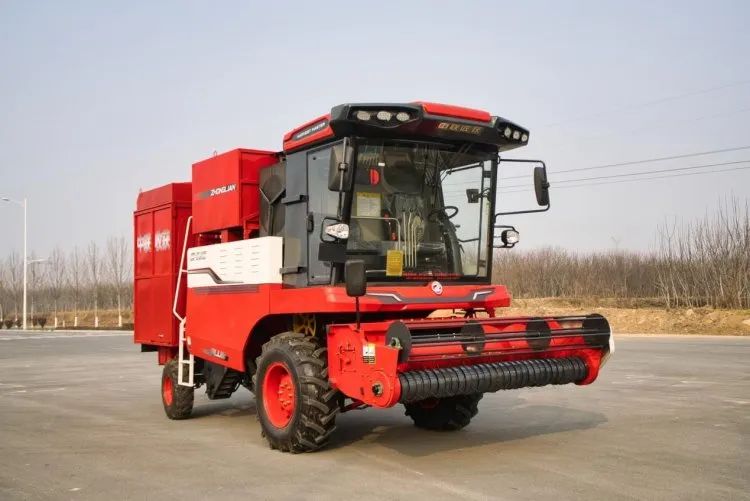 都說中聯收獲花生機好,它是如何抓住老機手的心的? 901-3.jpg